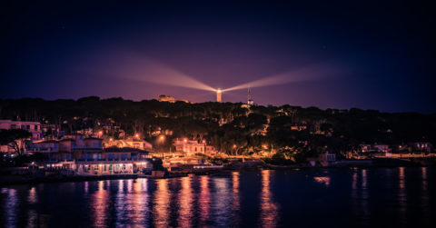 cap phare antibes couleurs beaute nuitcote d'azur french riviera antibes cannes cap mer bleu azur
