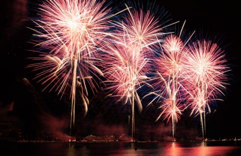 feu artifice cannes pyro pyrotechnique pyromelodique lumière beaute nuit art couleurs